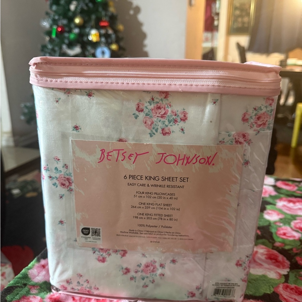 Betsey Johnson Pink and White Floral King Sheet Set